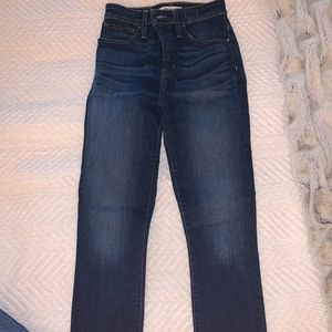 Curvy High Rise Jeans